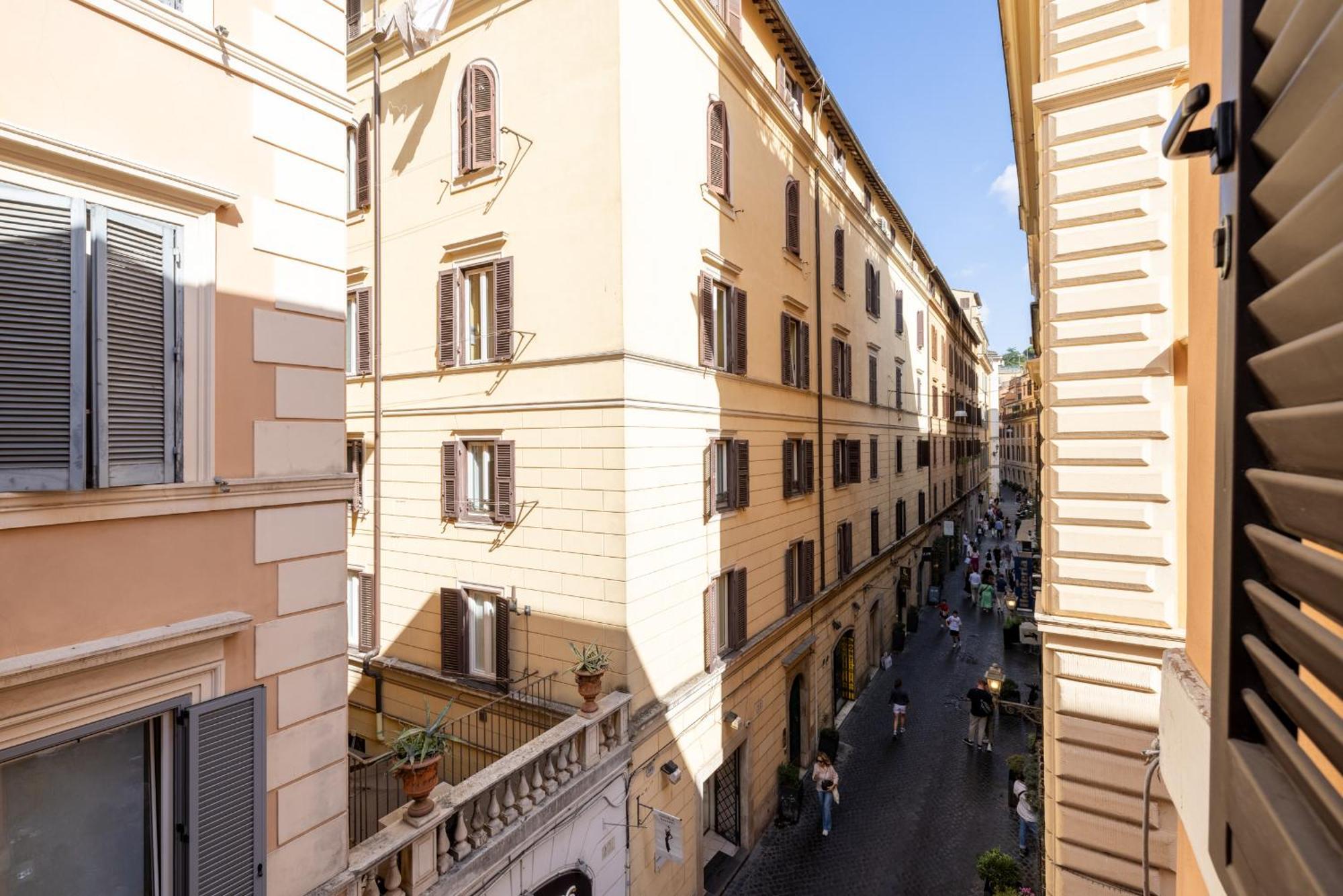 Cozy By Spanish Steps *